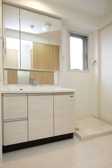 洗面設備　ヴィラ・トリシクル　豊島区西巣鴨3