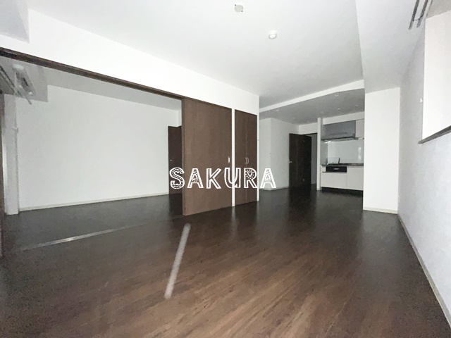 居室・リビング　開放感のあるゆったりとしたお部屋です♪