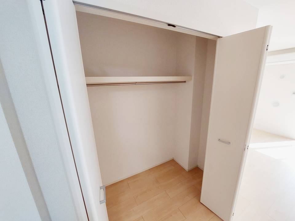 収納　クローゼット
