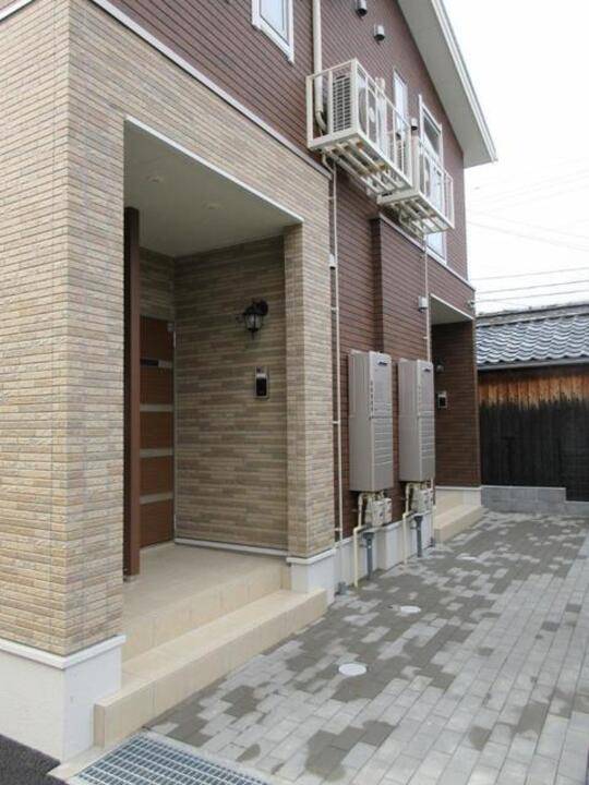 エントランス　エントランス