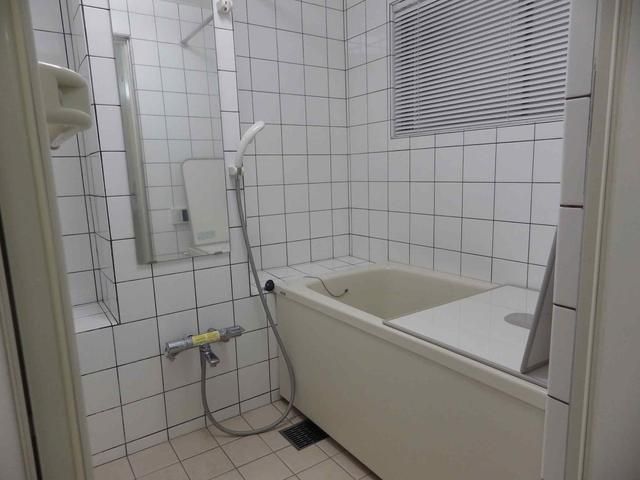 バス・シャワールーム　別部屋参考写真
