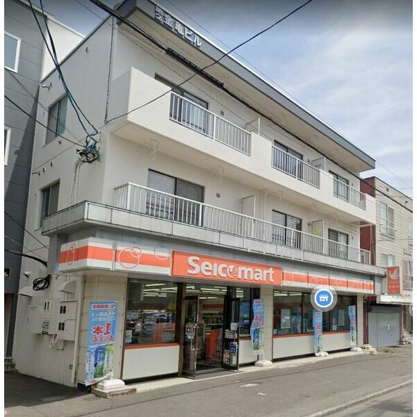 コンビニ　セイコーマート平岸4条店（コンビニ）まで82m