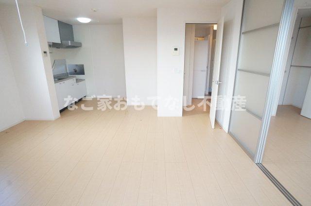 居室・リビング　※写真は別号室