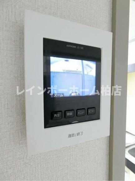 セキュリティ　※別部屋反転タイプ写真。