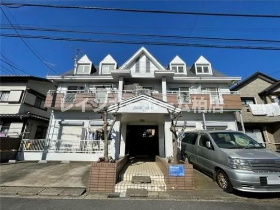 エントランス　毎日通るエントランスはこのようになっています