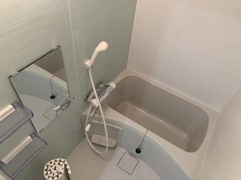 バス・シャワールーム　バス