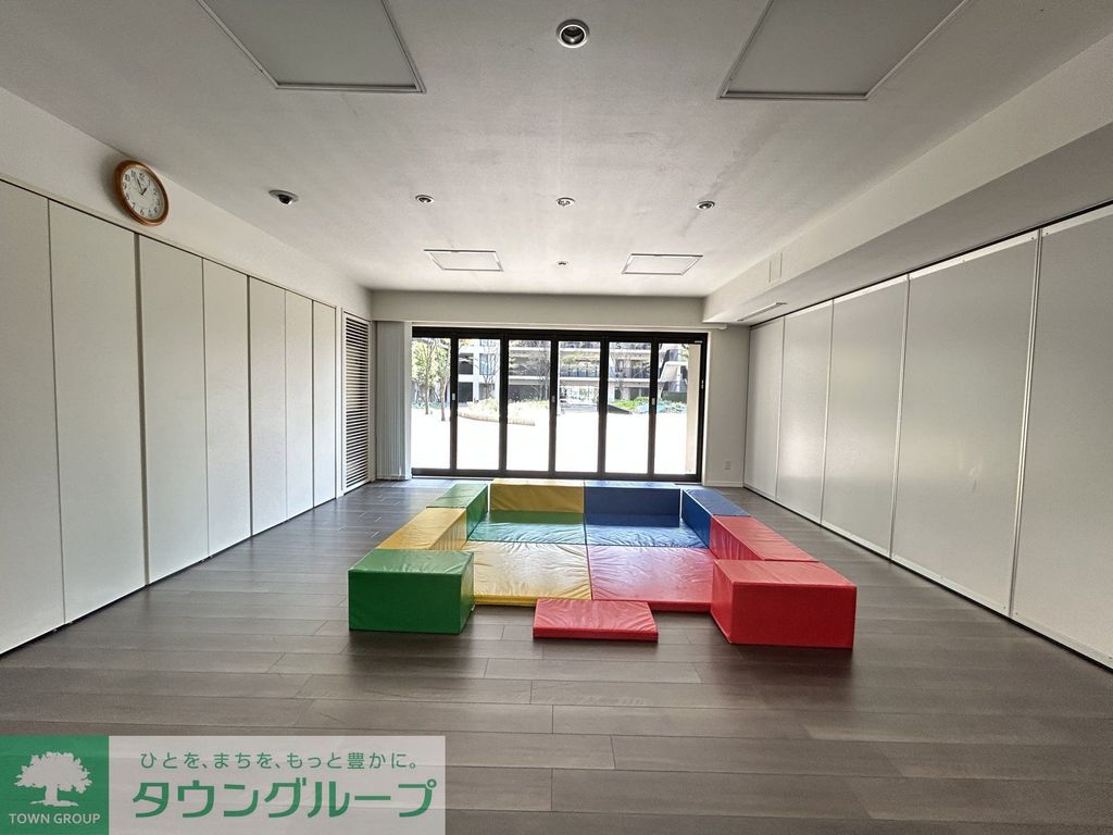 その他　リビングプラザ※未就学児と保護者利用可（9時～16時30分）