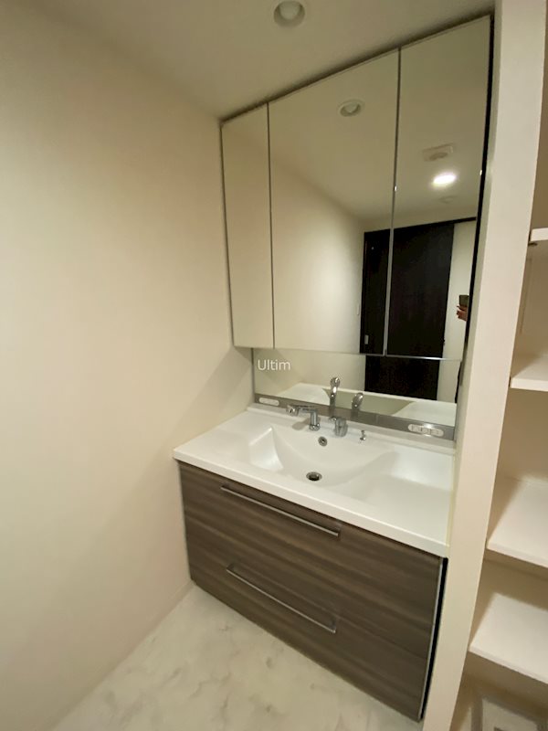 洗面設備　別の部屋の写真