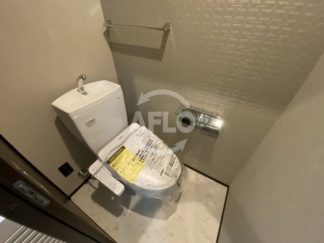 トイレ　ブエナビスタ西天満　温水洗浄便座