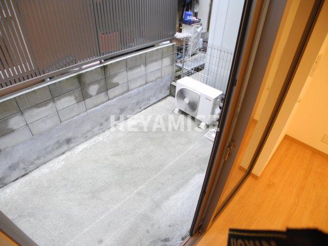 バルコニー　1階専用庭