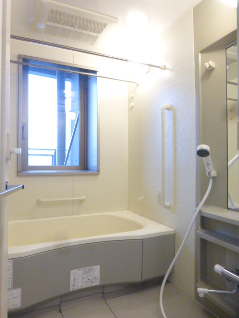 バス・シャワールーム　バス