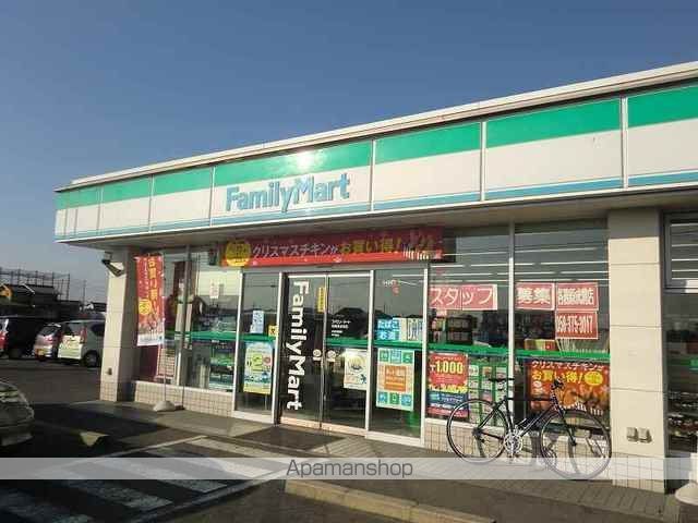 コンビニ　ファミリーマート各務原成清店（コンビニ）まで1100m