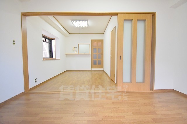 その他部屋・スペース　居間