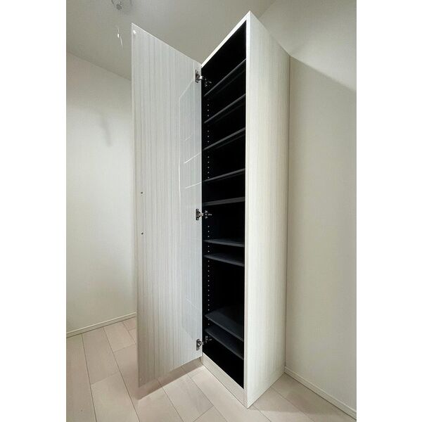 収納　※同じシリーズの室内写真です。