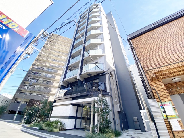 建物外観　11階建てRC造です！