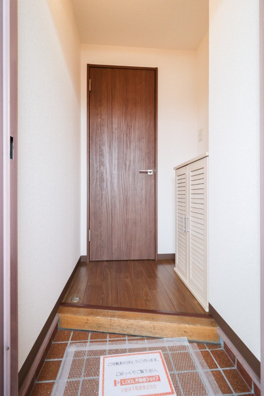 玄関　図面と現状に相違がある場合には現状を優先