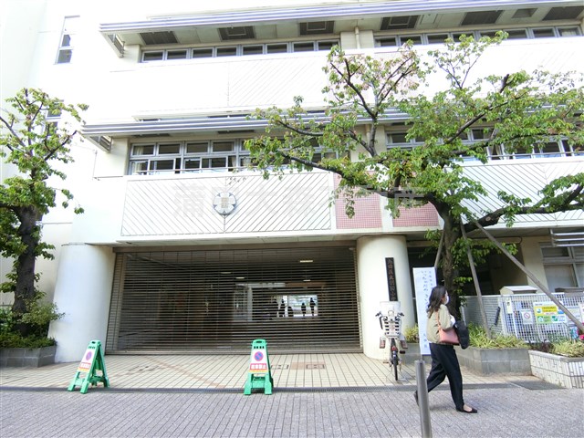 小学校　羽田小学校（小学校）まで374m