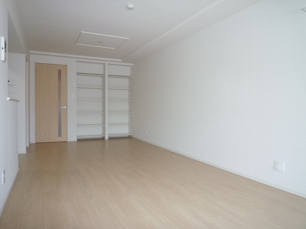 居室・リビング　１３．５帖リビング