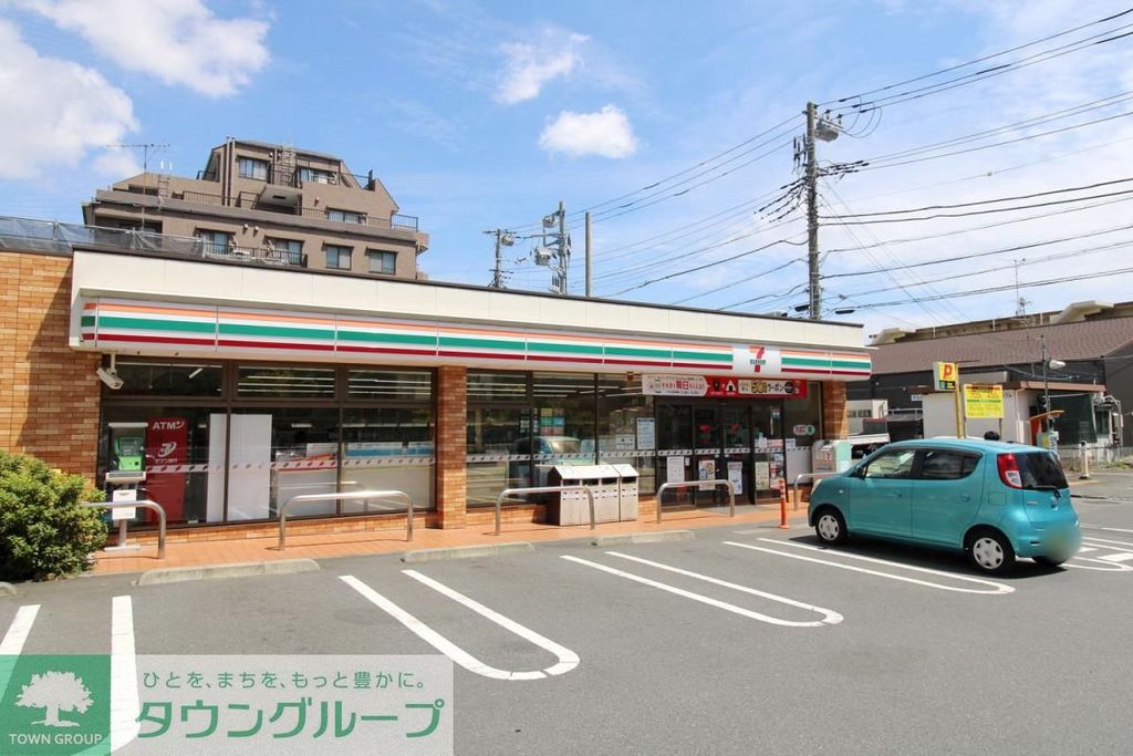 コンビニ　セブン-イレブン 横浜日吉宮前店（コンビニ）まで530m