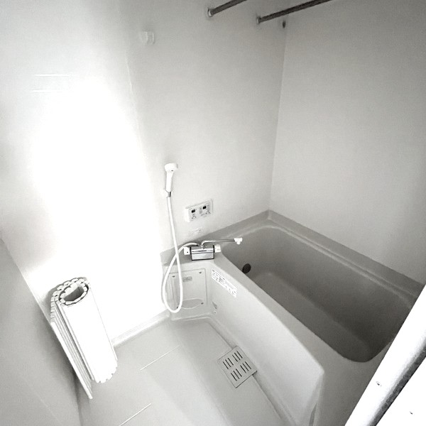 バス・シャワールーム　風呂