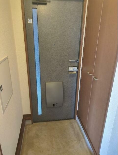 玄関　収納もある玄関です