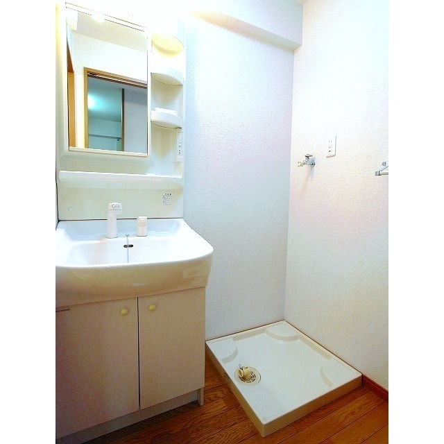 洗面設備　同間取り２０５号室の写真