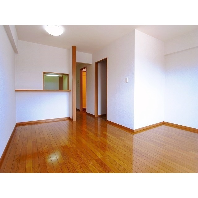 居室・リビング　同間取り２０５号室の写真