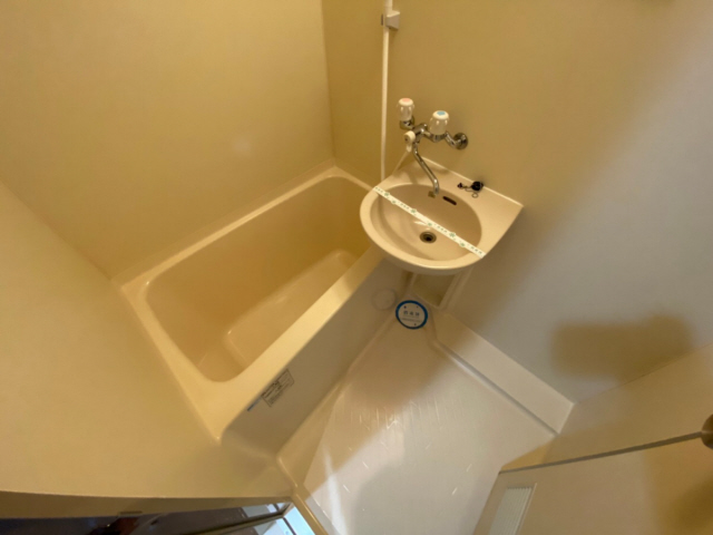 バス・シャワールーム　お風呂です