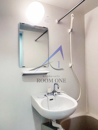 洗面設備　洗面台です。