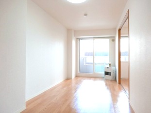 居室・リビング　広々としたリビングです♪