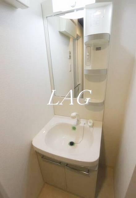 洗面設備　洗面台です。