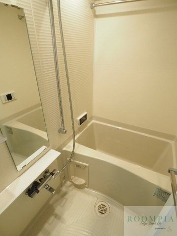 バス・シャワールーム　同タイプ間取りの参考写真です