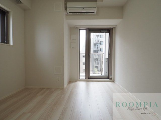 居室・リビング　同タイプ間取りの参考写真です