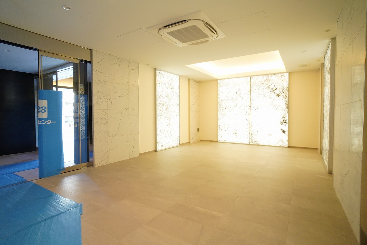 エントランス　エントランス