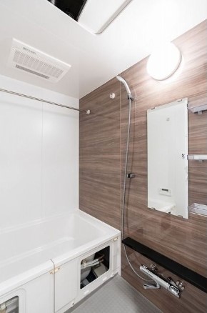 バス・シャワールーム　バス※別部屋参考写真