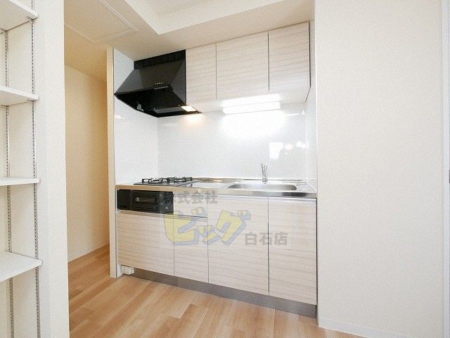 キッチン　人気の独立式システムキッチンです♪