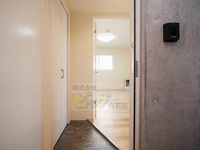 玄関　大容量のシューズＢＯＸ付きです♪