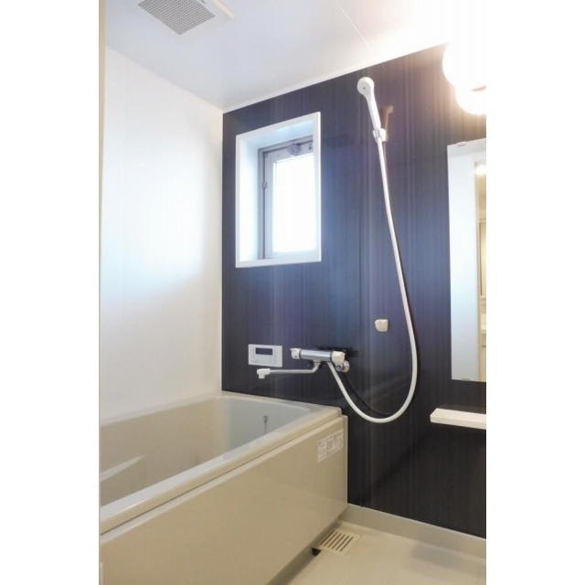 バス・シャワールーム　バスルーム