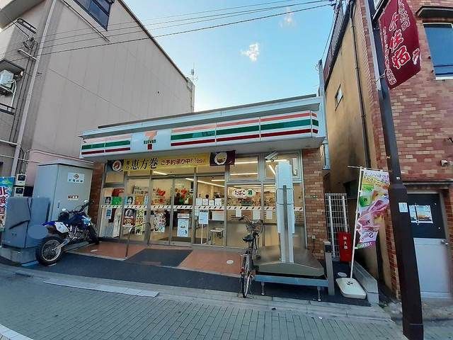 コンビニ　セブンイレブン（コンビニ）まで350m