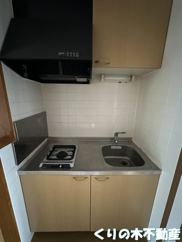 キッチン　同タイプのお部屋です（現況を優先します）