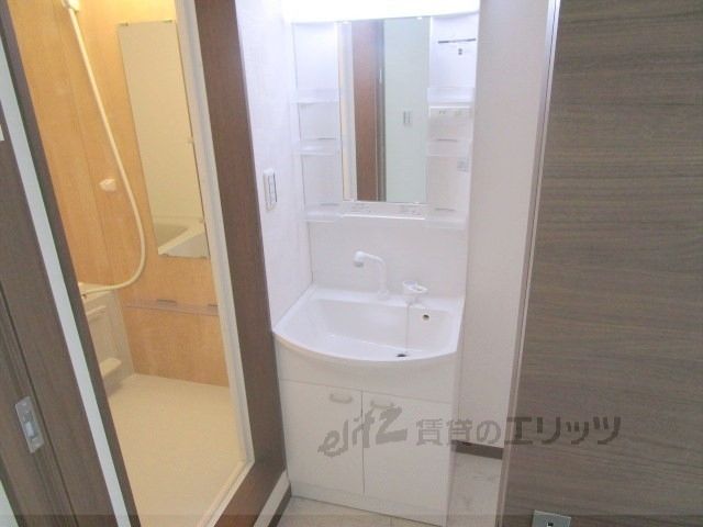 洗面設備　洗面所