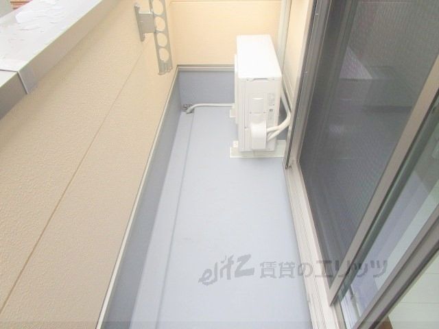 バルコニー　ベランダ