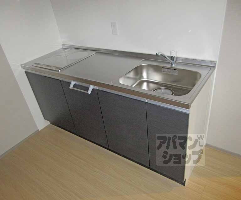 キッチン　キッチンも新しいですね～