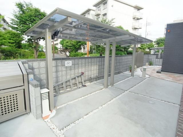 その他共有部分　♪屋根付き駐輪場♪