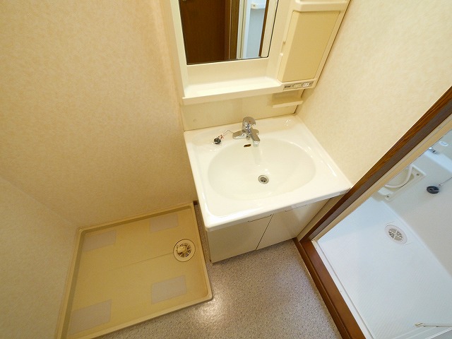 洗面設備　広い洗面スペース