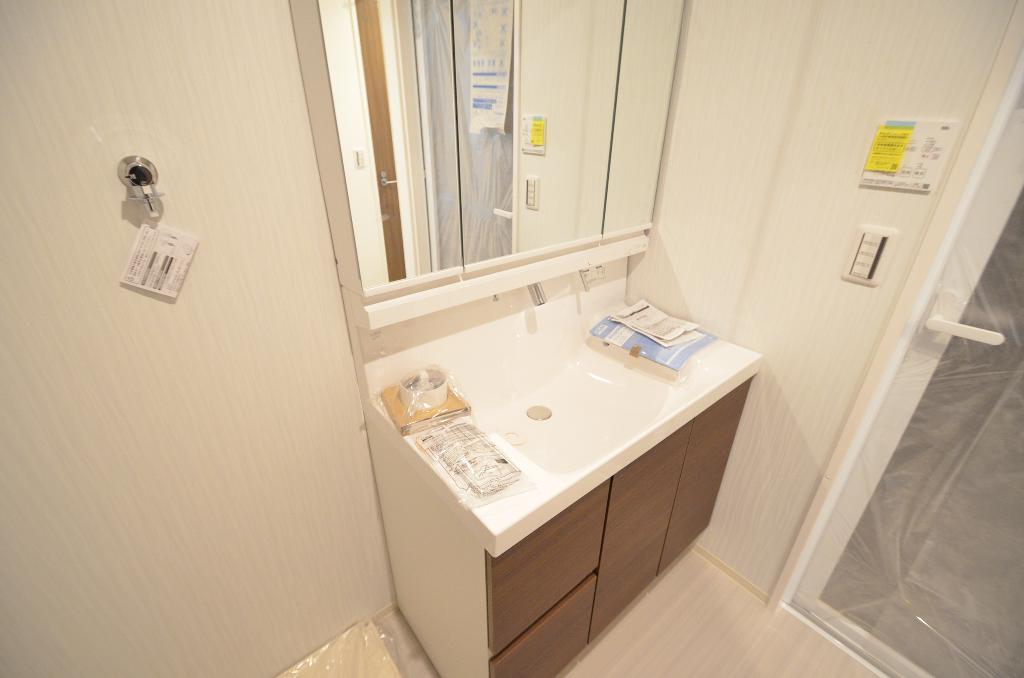 洗面設備　洗髪洗面化粧台