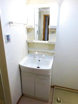 洗面設備　洗髪洗面化粧台