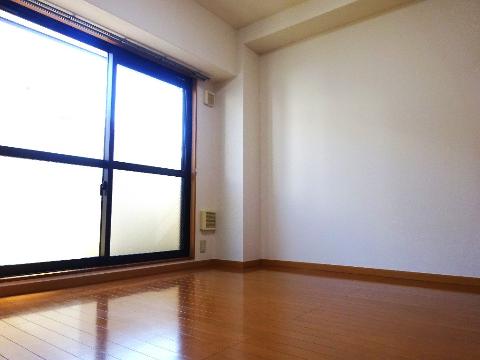 居室・リビング　洋室