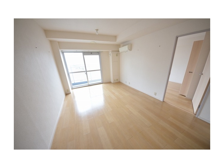 居室・リビング　反転タイプ