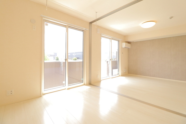 居室・リビング　洋室・リビング